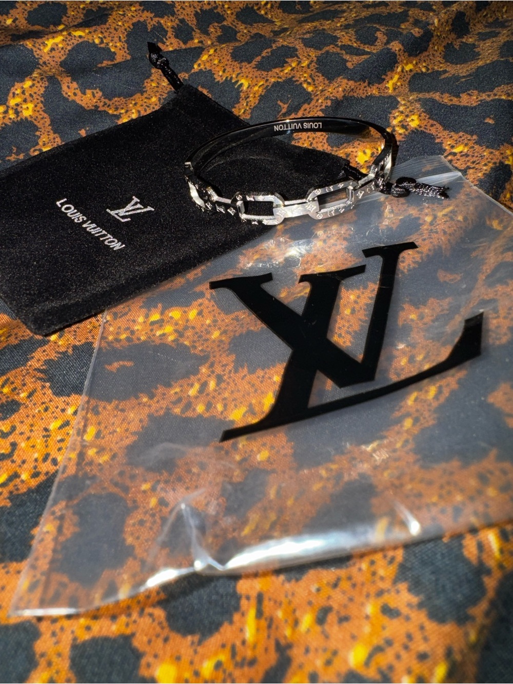 Louis Vuitton Silver Logo Cuff Bracelet - Picture 3 of 8
